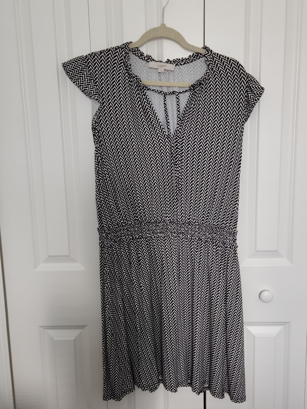 LOFT Black & White Chevron Tie-Neck Dress